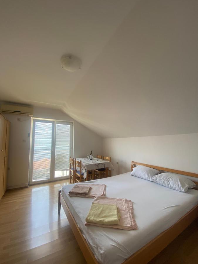 Apartments Djuricic Kotor Bagian luar foto