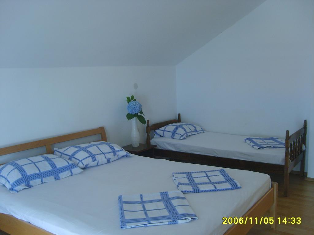 Apartments Djuricic Kotor Bagian luar foto